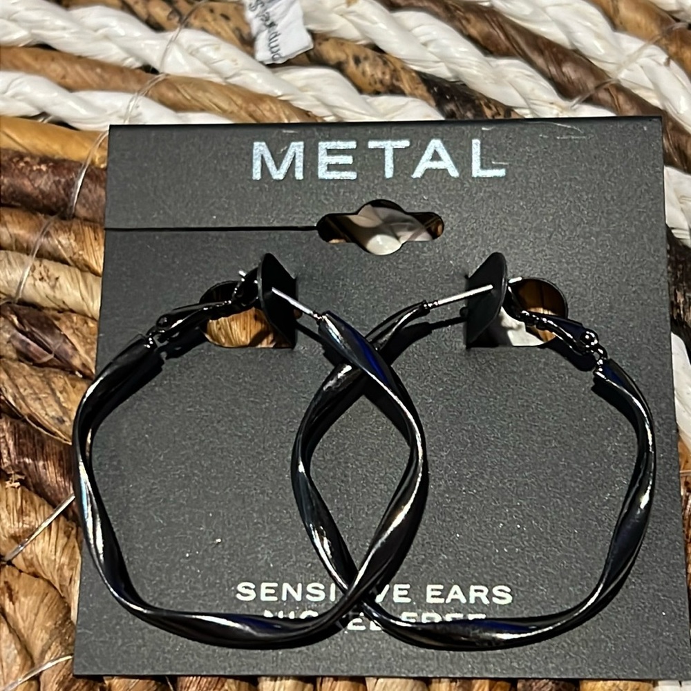3/$18 METAL Sensitive Ears Nickel-Free Pierced Earrings - New - Lot 745